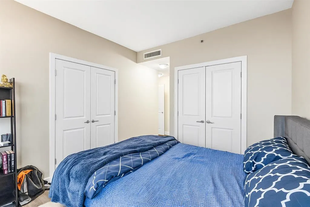 99 Spruce Place SW, #1403
