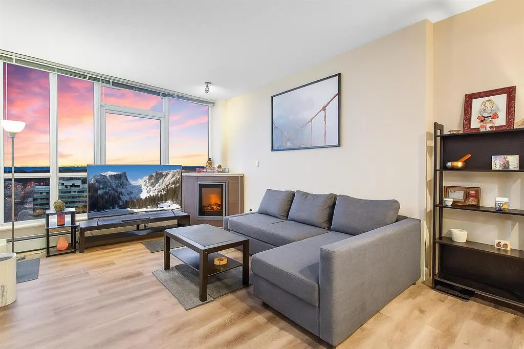 99 Spruce Place SW, #1403