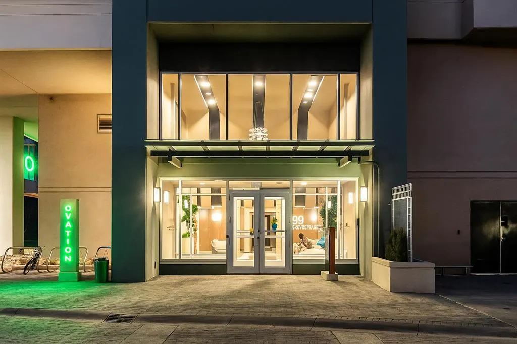 99 Spruce Place SW, #1403