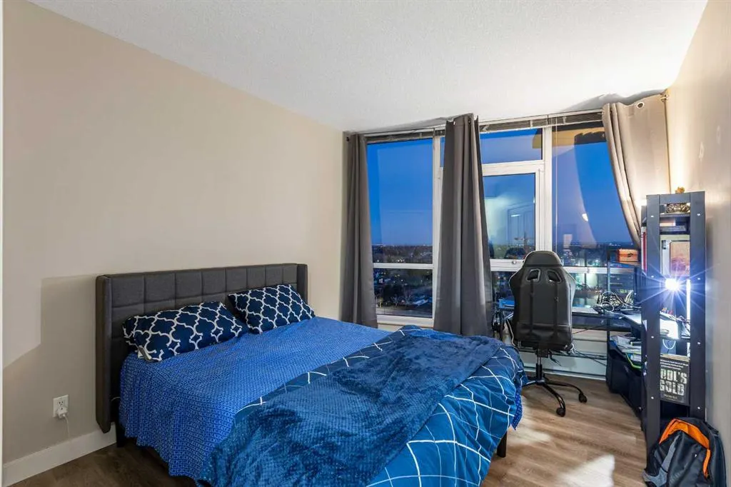 99 Spruce Place SW, #1403