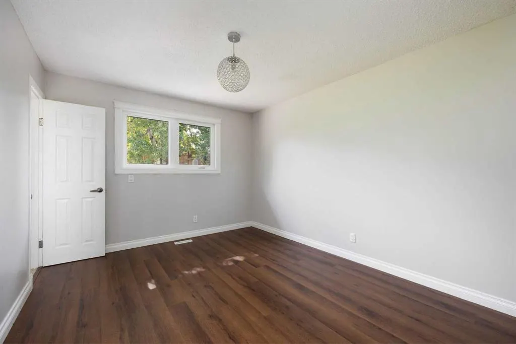 125 Beaconwood Place