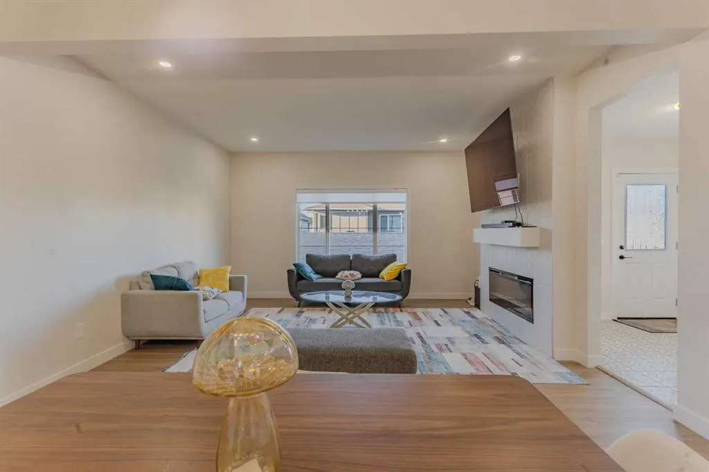 169 Verity Manor SW