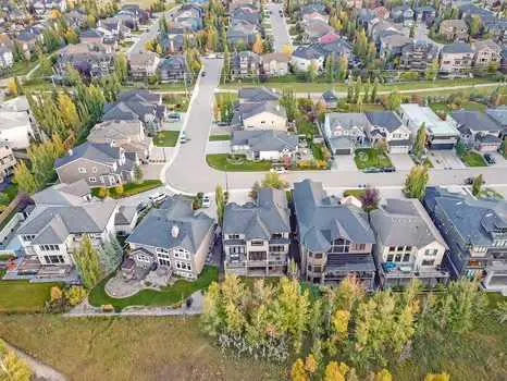 41 Evergreen Mount SW