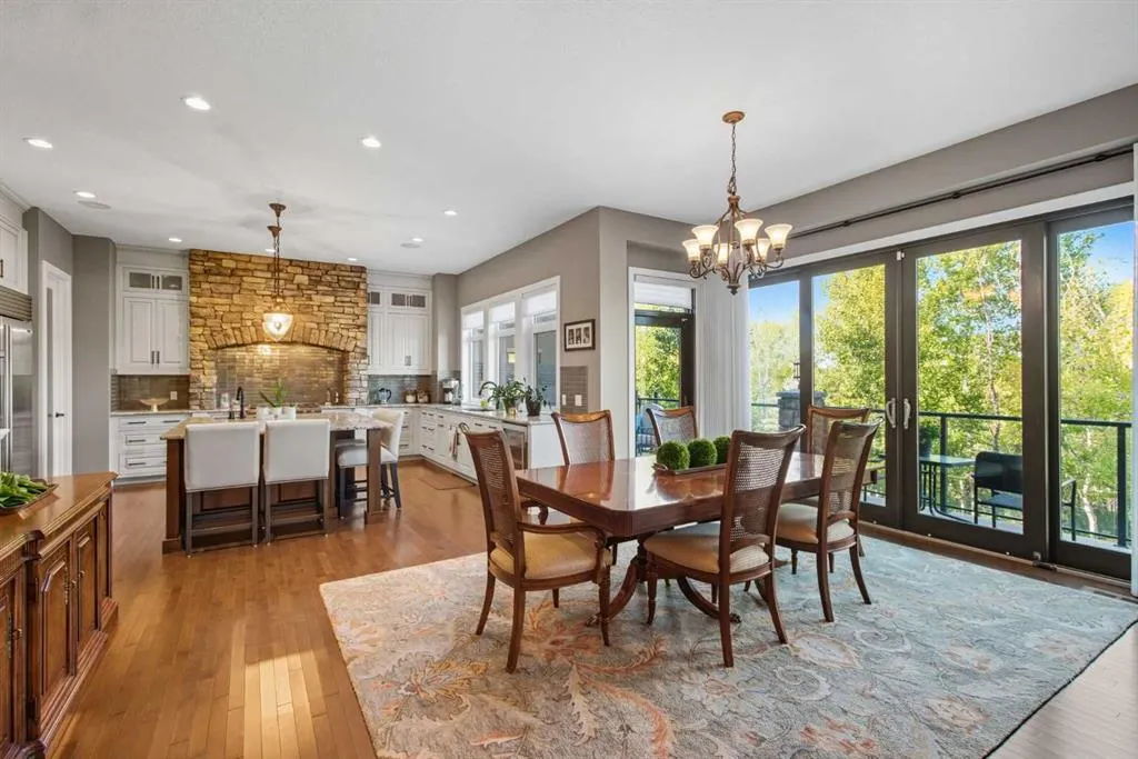 41 Evergreen Mount SW