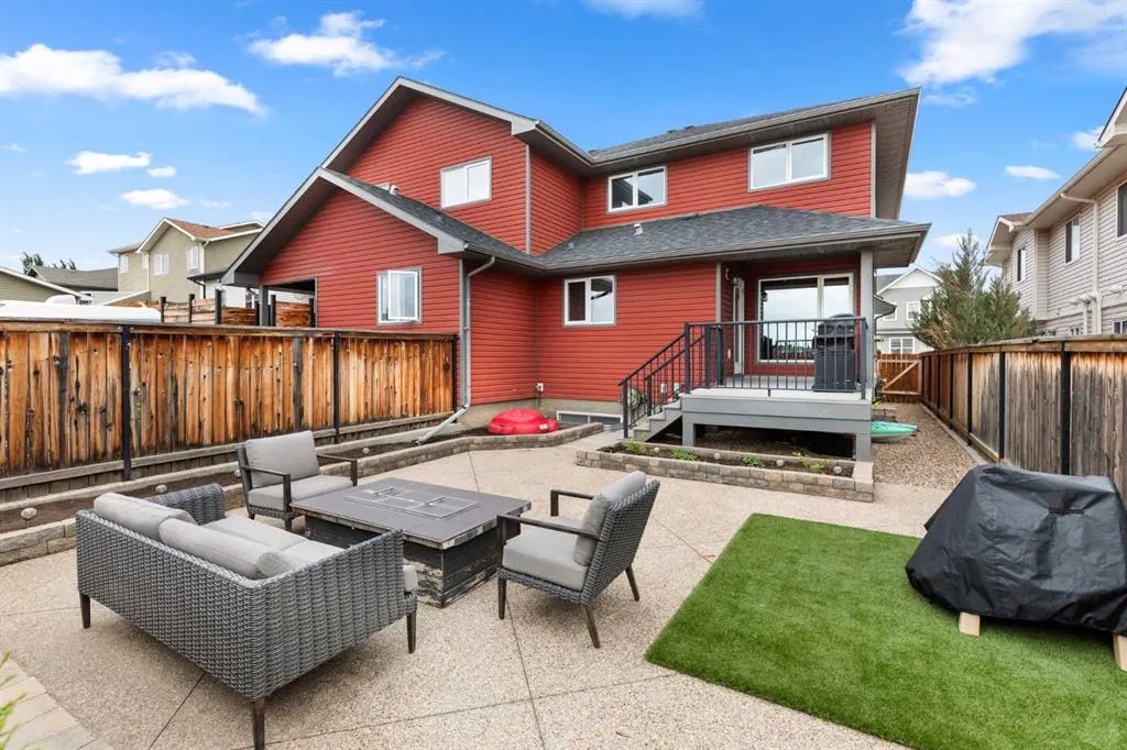 130 Ranchman Crescent NE