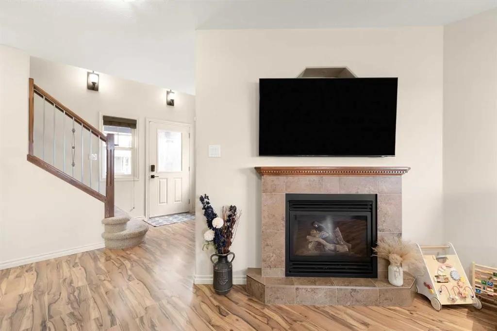130 Ranchman Crescent NE
