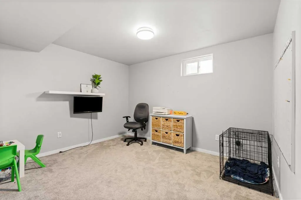 49 Corbitt Way SE