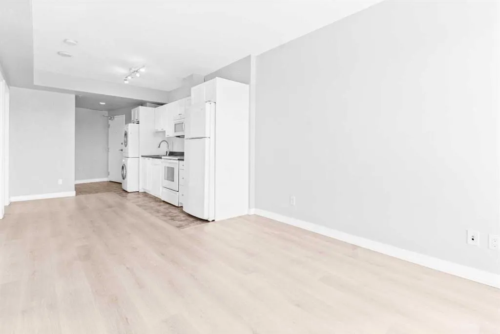 3830 Brentwood Road NW, #907