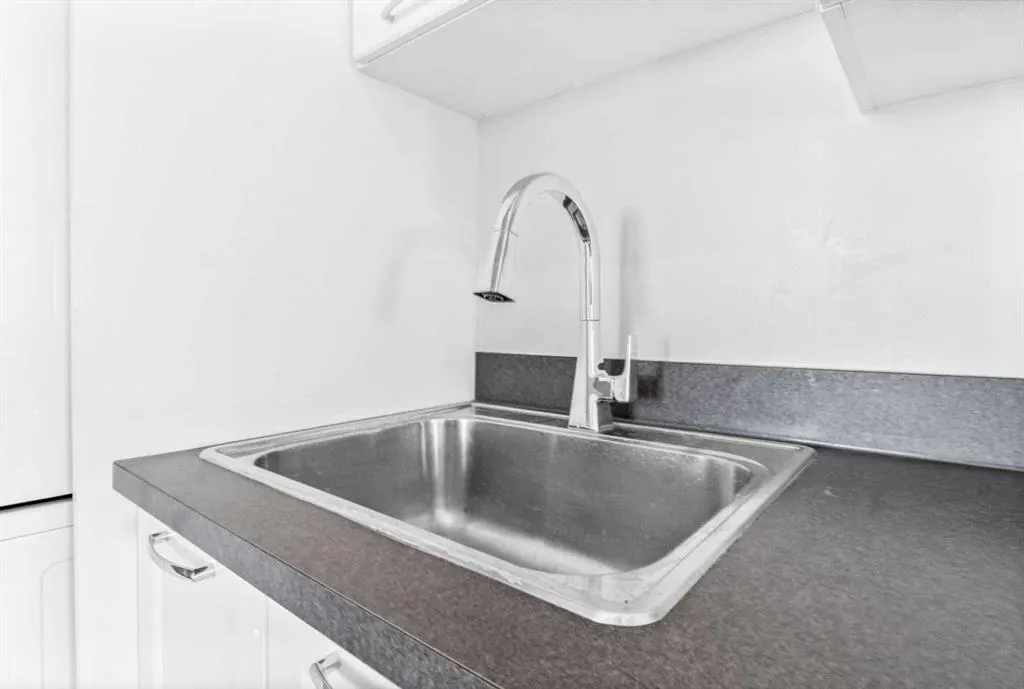 3830 Brentwood Road NW, #907