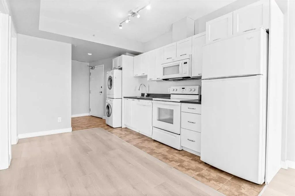 3830 Brentwood Road NW, #907
