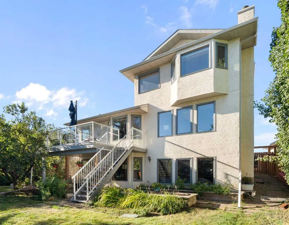315 Hawkland Place NW