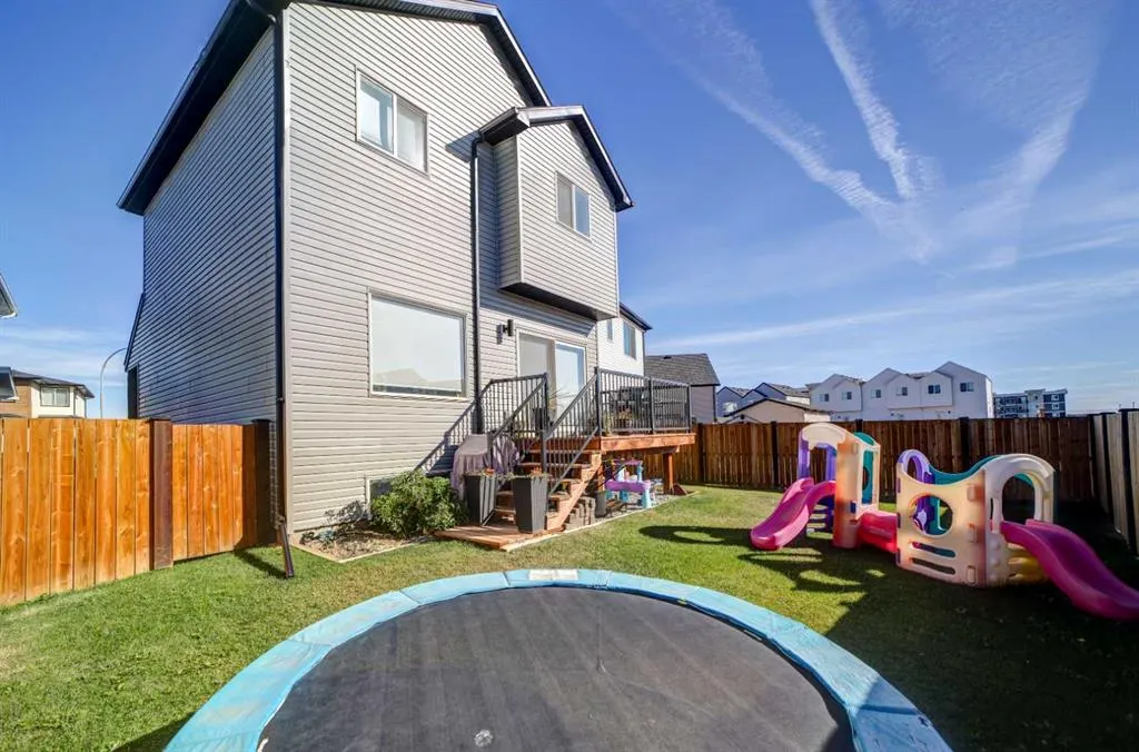 75 Blackwolf Pass N