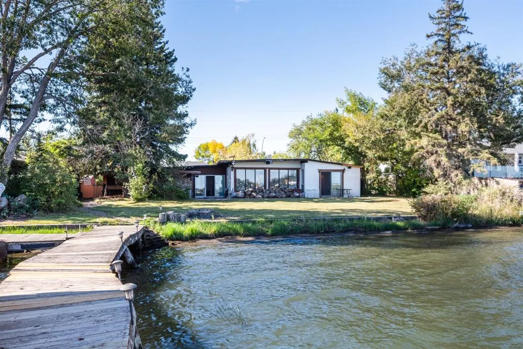 968 West Chestermere Drive