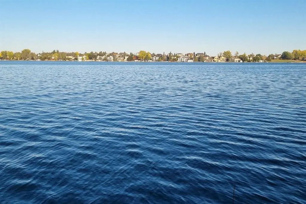 968 West Chestermere Drive
