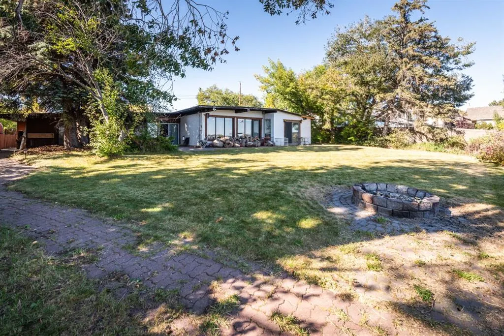 968 West Chestermere Drive