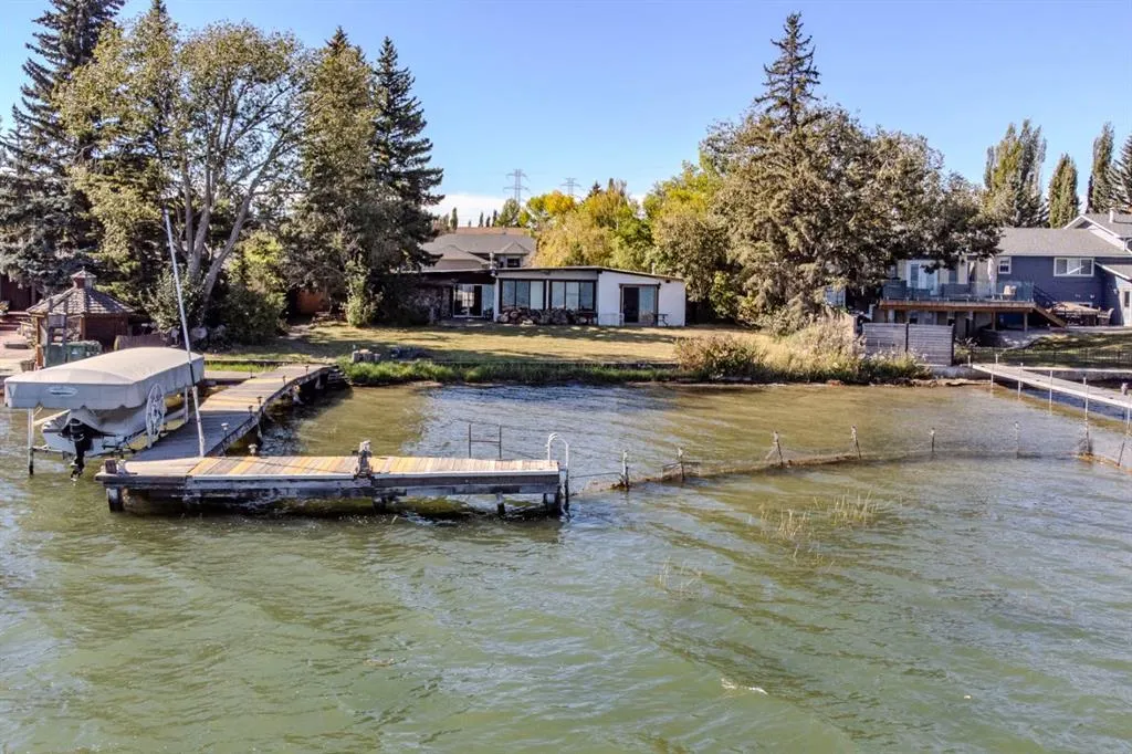 968 West Chestermere Drive