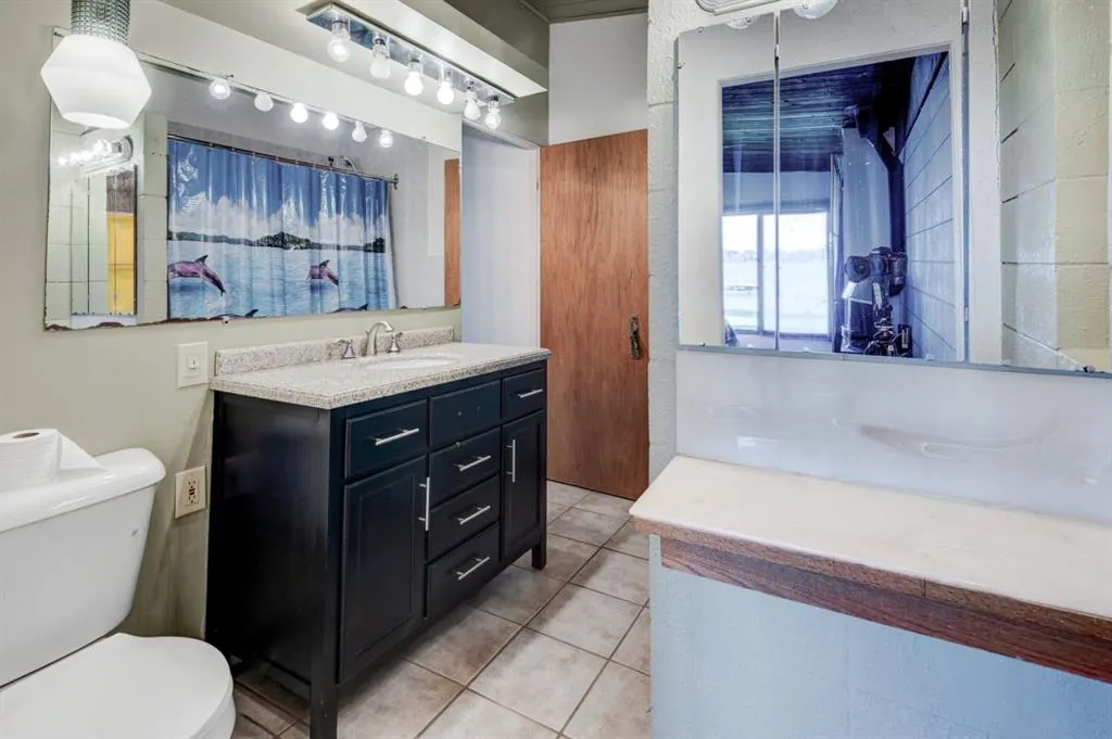 968 West Chestermere Drive
