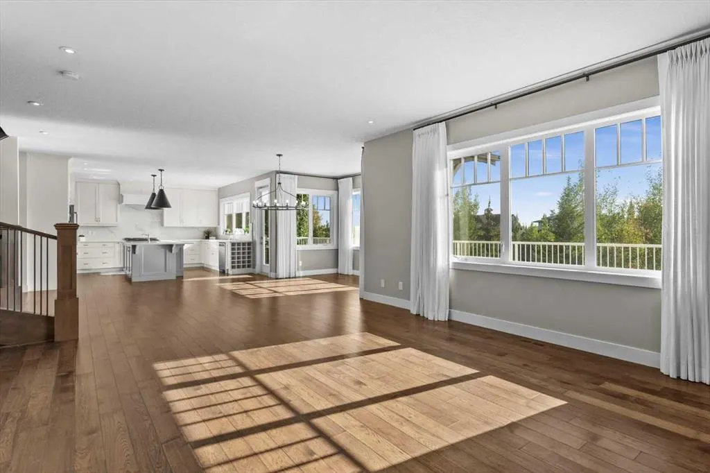 111 Hillside Terrace