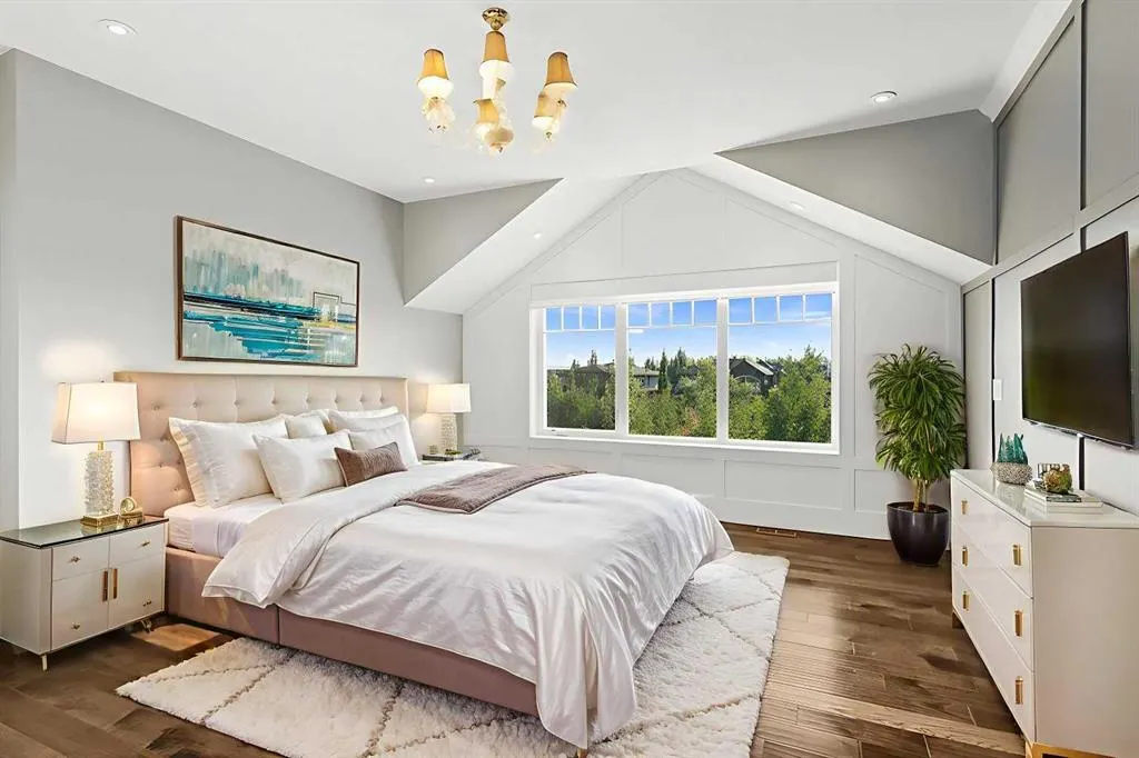 111 Hillside Terrace