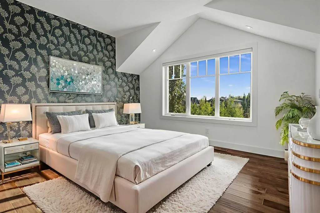 111 Hillside Terrace