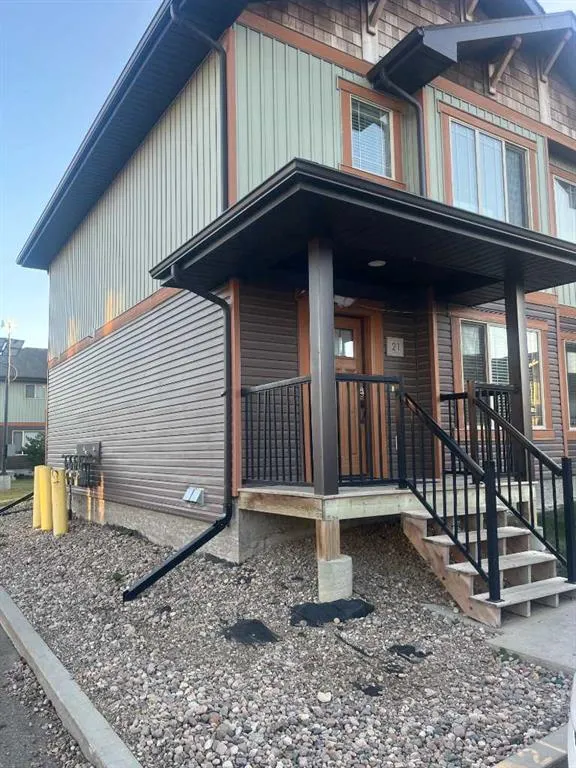 4118 41 Avenue, #21