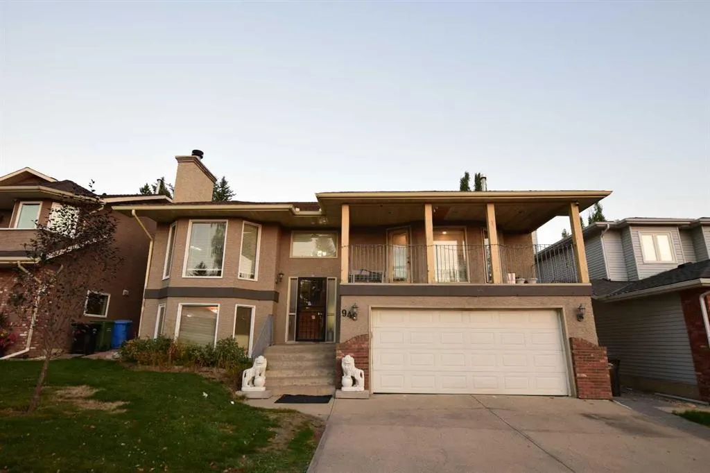 94 Douglas Woods Close SE