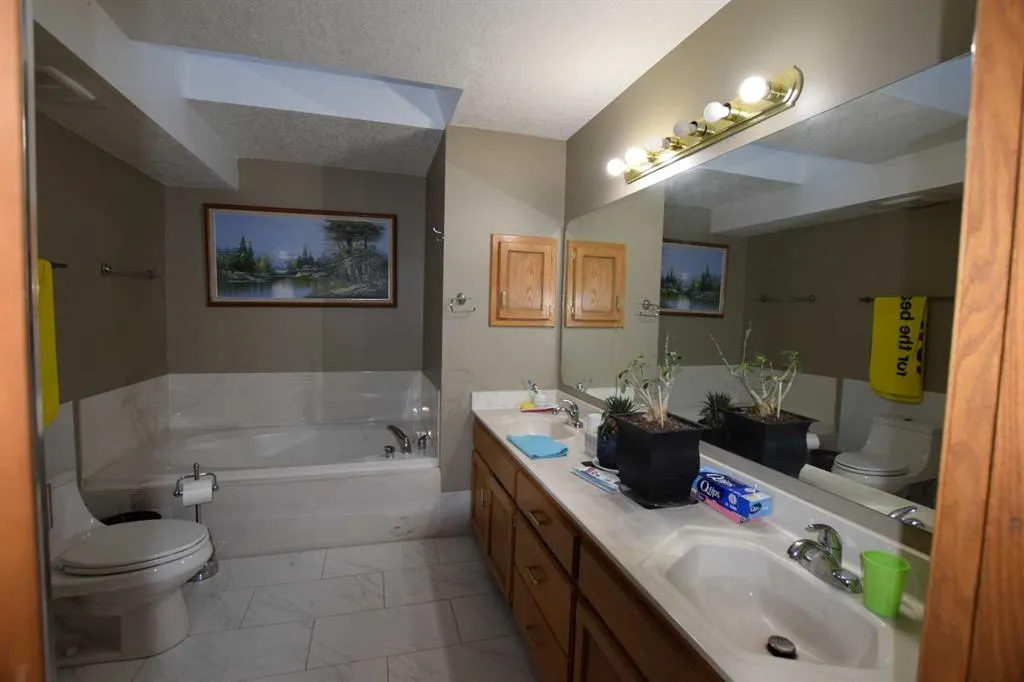 94 Douglas Woods Close SE