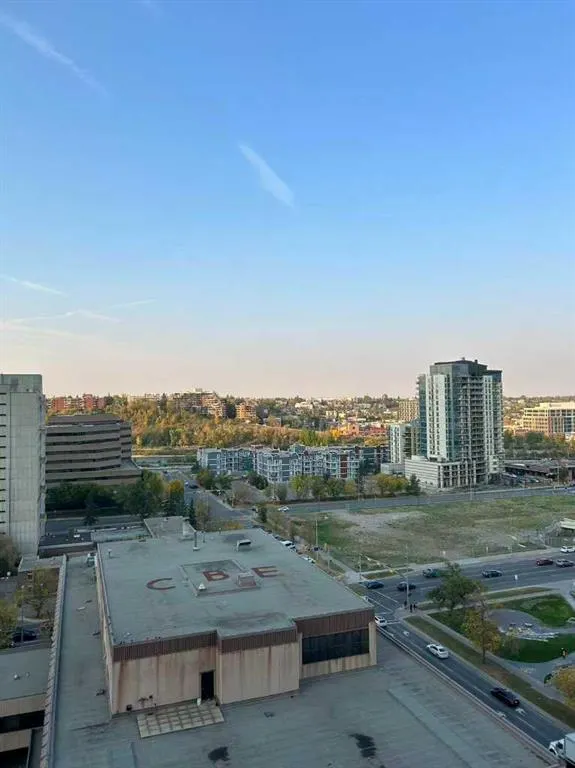 221 6 Avenue SE, #1704