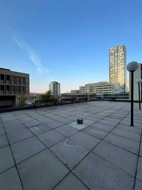 221 6 Avenue SE, #1704