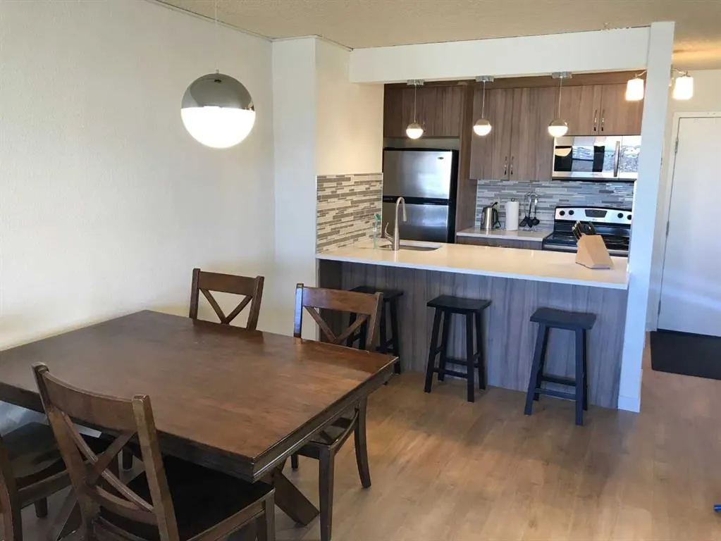 221 6 Avenue SE, #1704