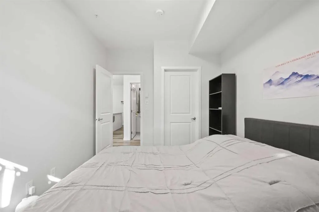 220 Seton Grove SE, #1104