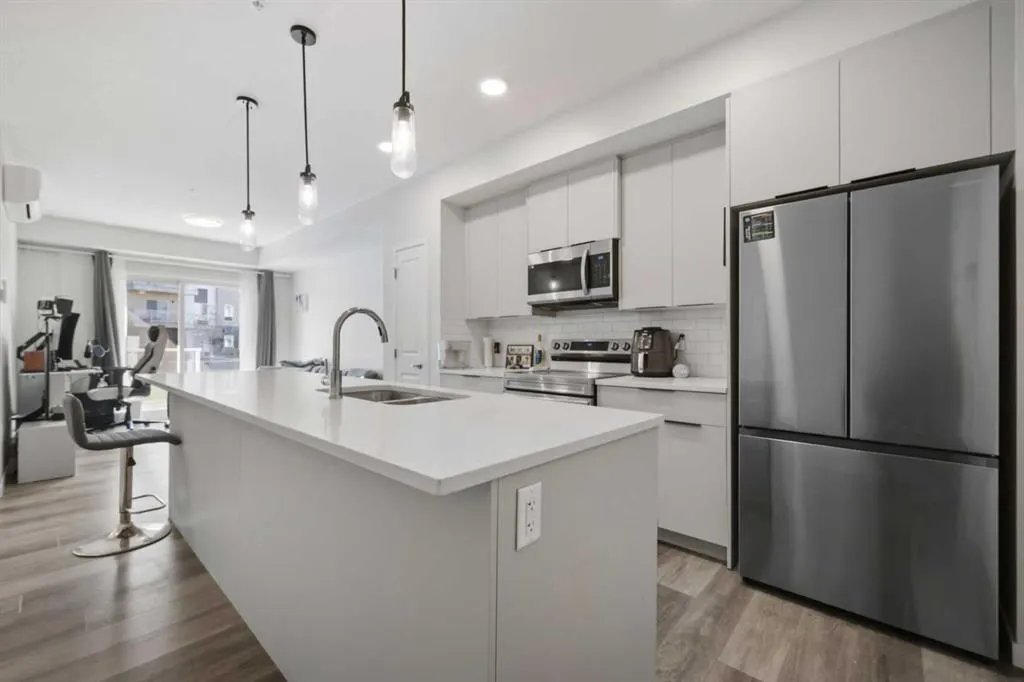 220 Seton Grove SE, #1104