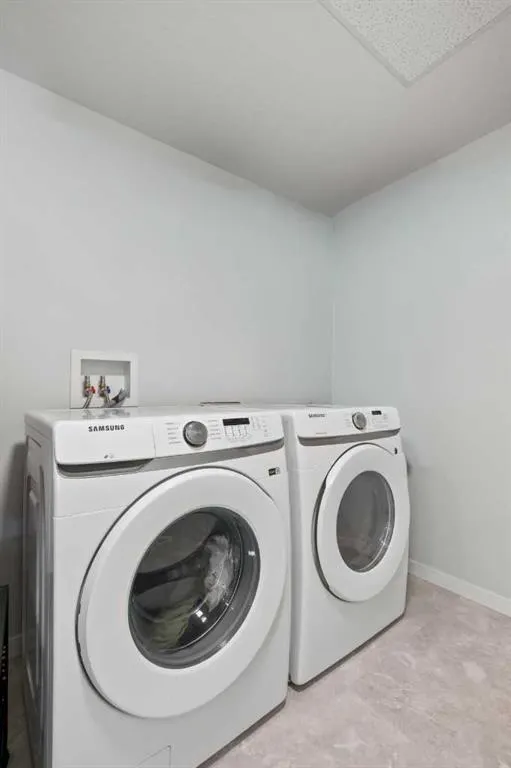 220 Seton Grove SE, #1104