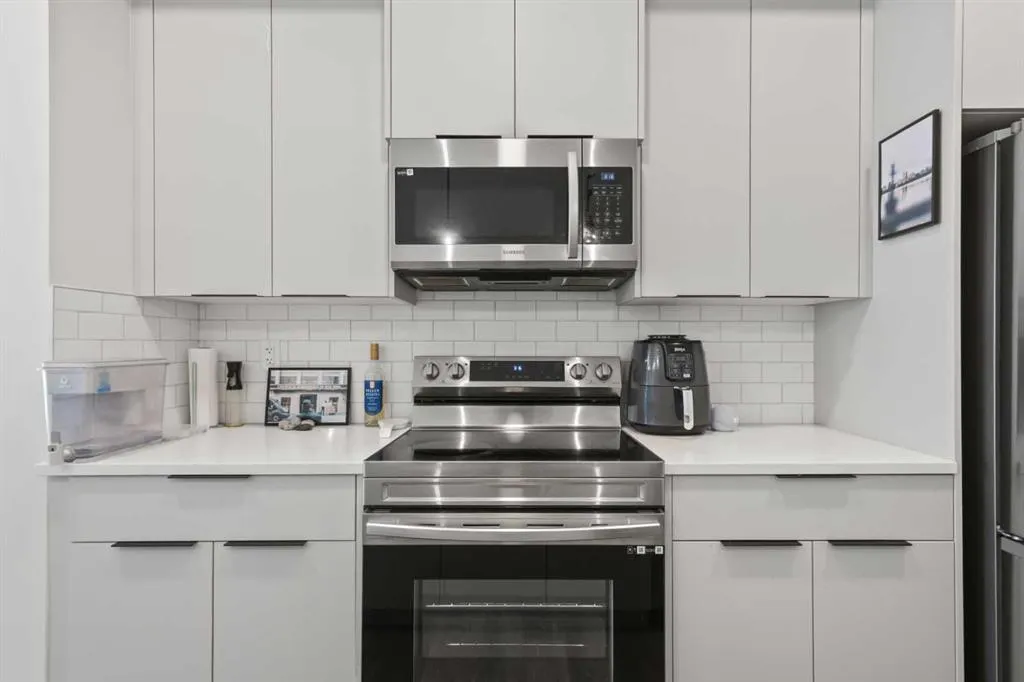220 Seton Grove SE, #1104