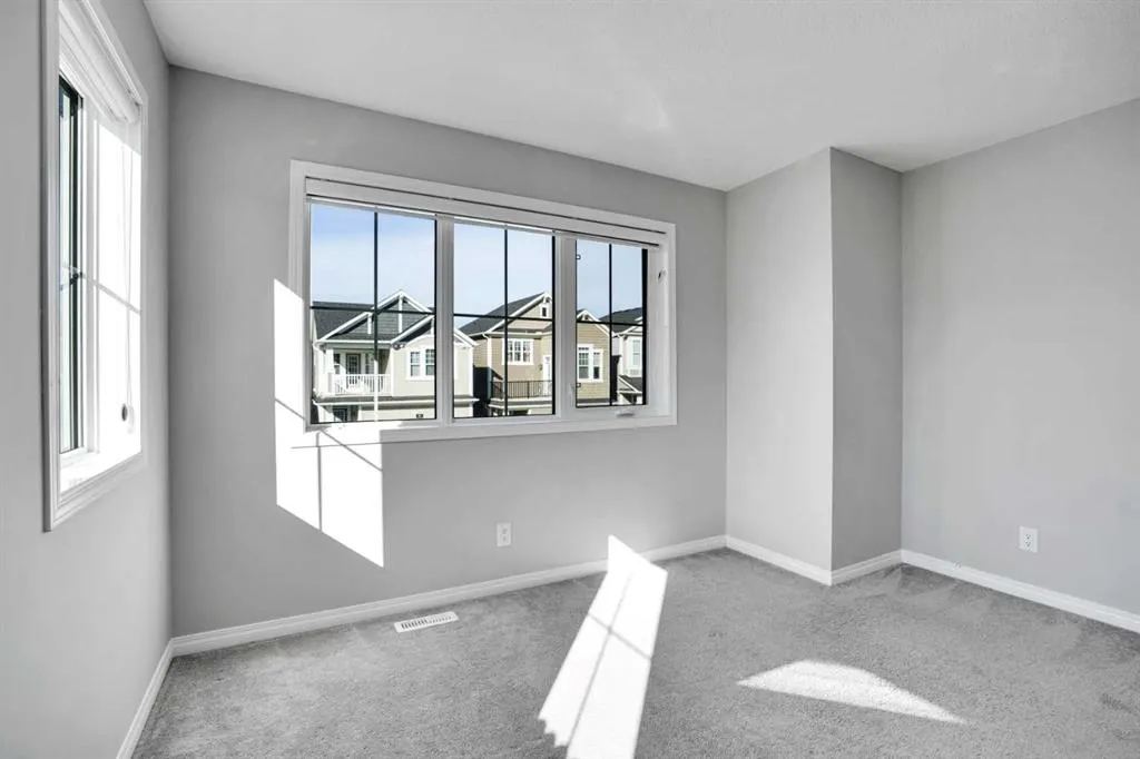 64 Carrington Crescent NW