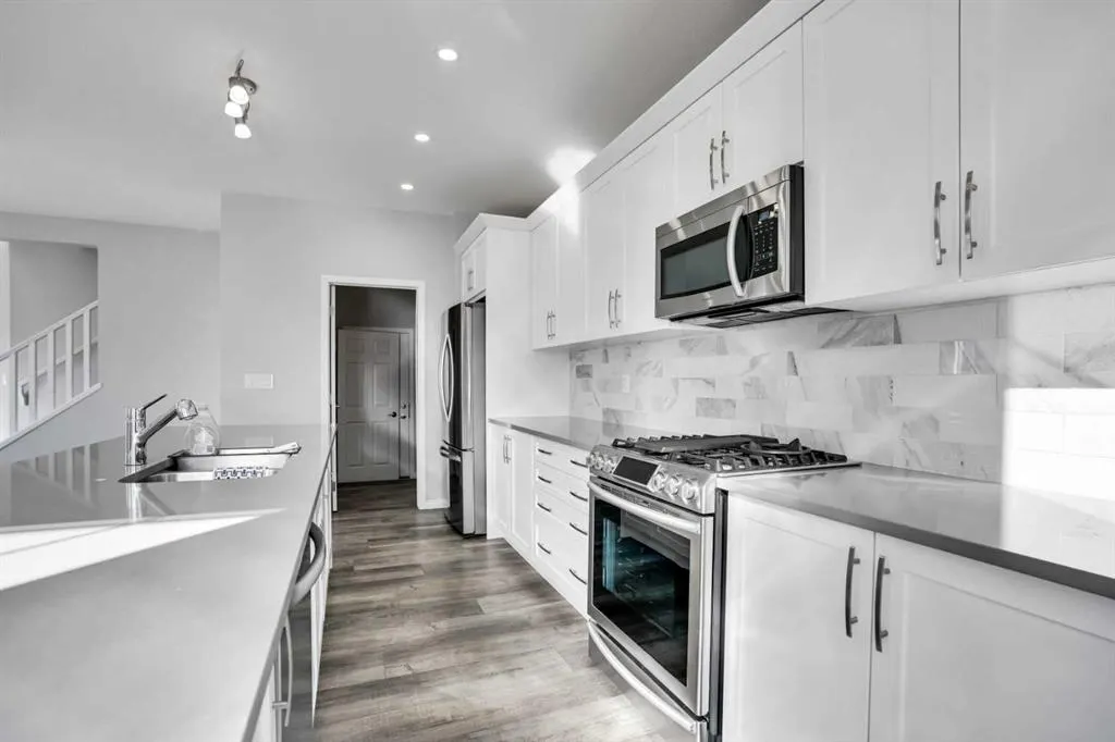 64 Carrington Crescent NW