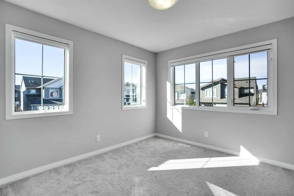 64 Carrington Crescent NW