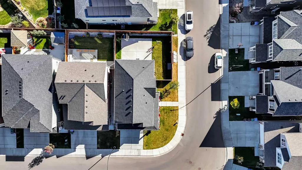 64 Carrington Crescent NW