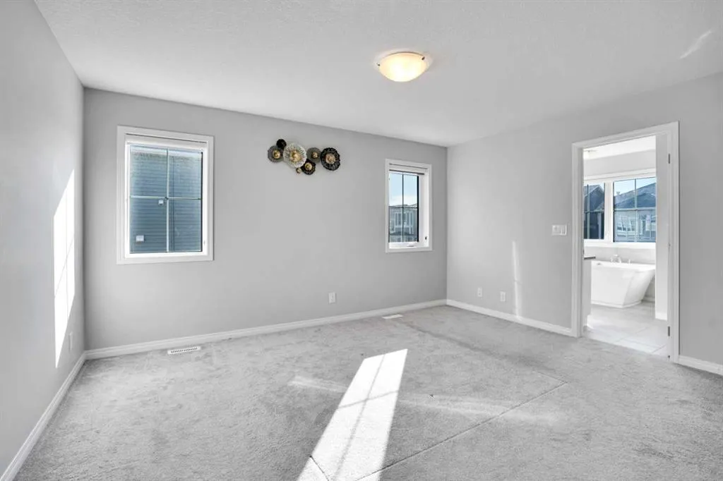 64 Carrington Crescent NW
