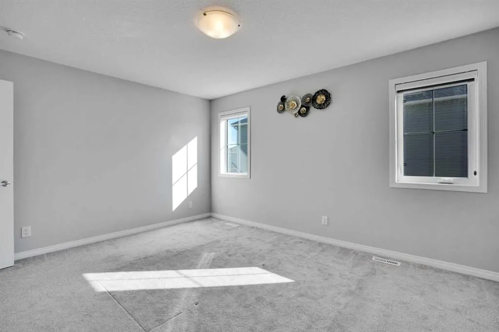 64 Carrington Crescent NW