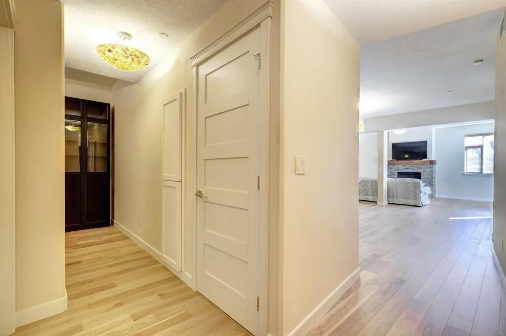 901 8th Avenue, #203