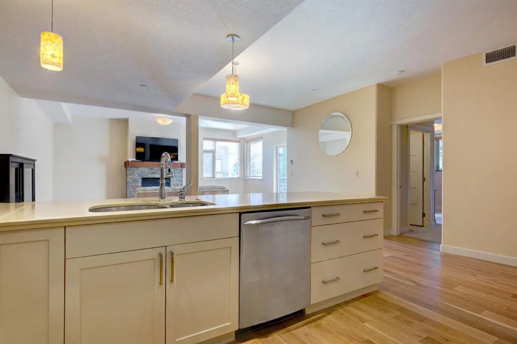 901 8th Avenue, #203