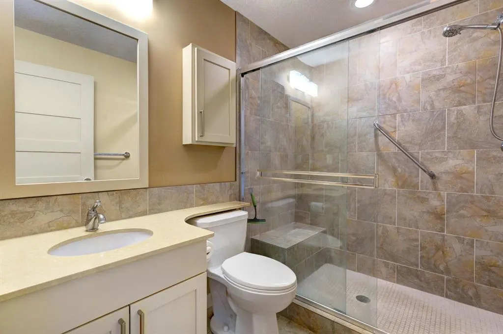 901 8th Avenue, #203
