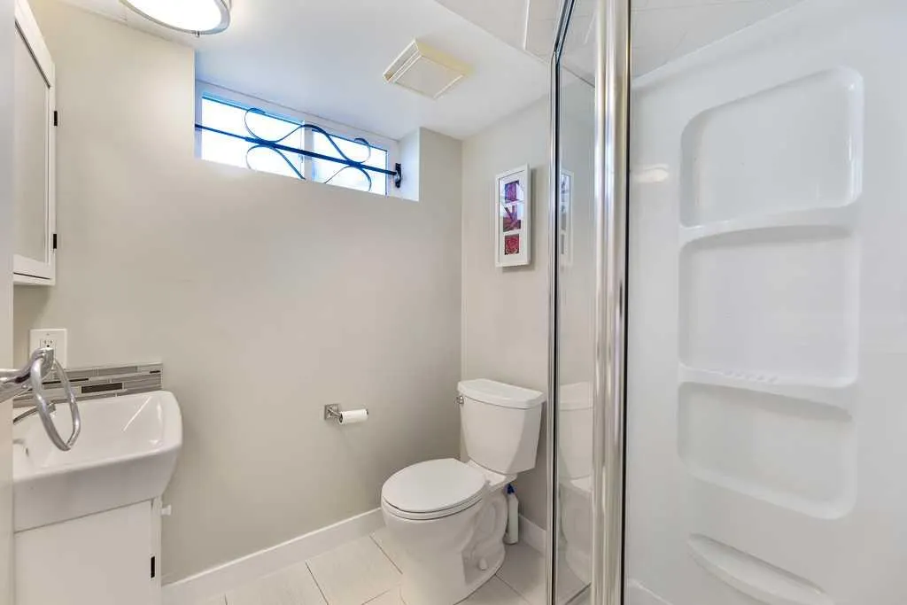96 Windermere Road SW