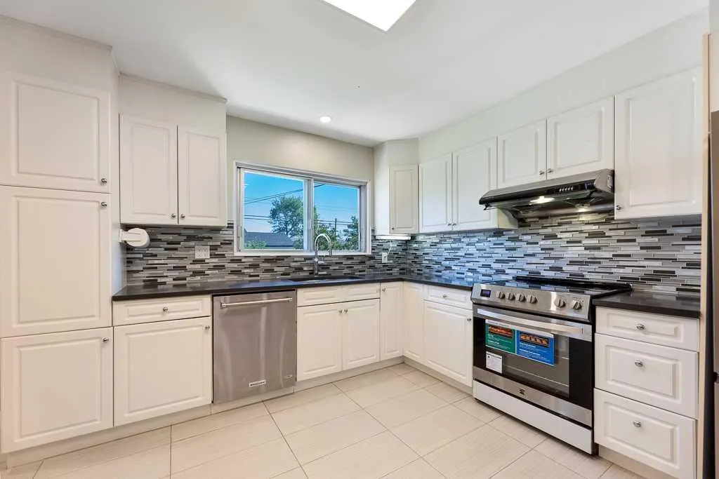 96 Windermere Road SW
