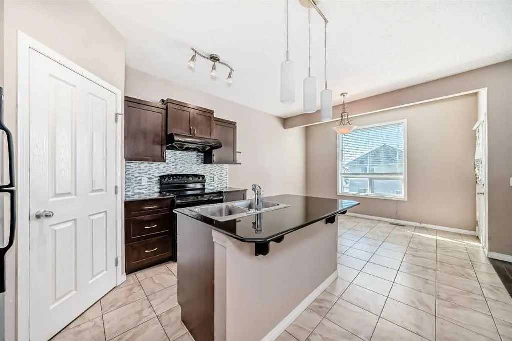 23 Panatella Bay NW