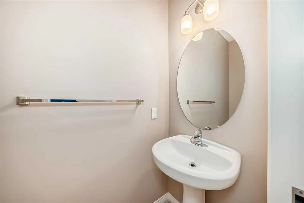 23 Panatella Bay NW