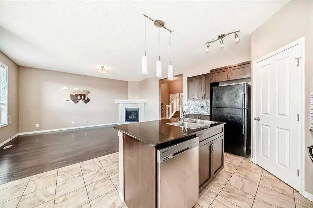 23 Panatella Bay NW