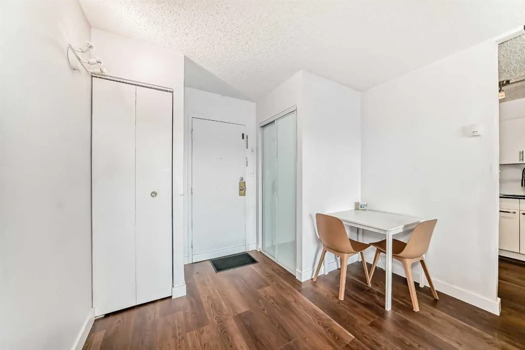 111 14 Avenue SE, #504