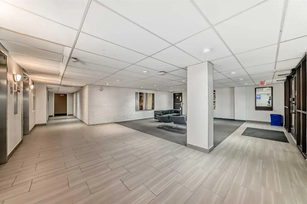 111 14 Avenue SE, #504